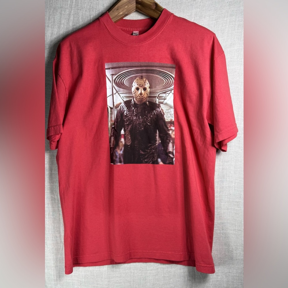 Jason Takes Manhattan Friday The 13th Short Sleeve Red Tee Size Large - Picture 2 of 11